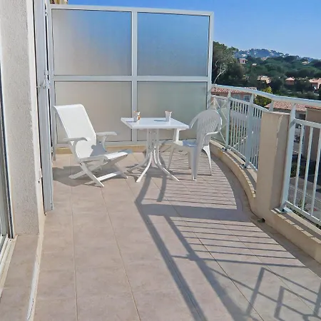 Holiday Home Maxime Park.8 Vakantiehuis *
