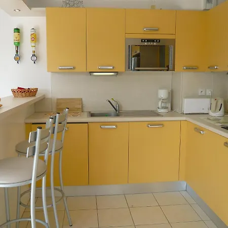Holiday Home Maxime Park.8 Vakantiehuis