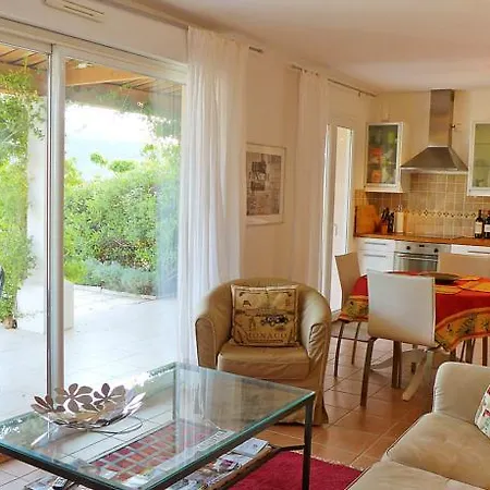 Holiday Home Maxime Park.8 Vakantiehuis *