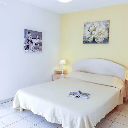 Holiday Home Maxime Park.8 Vakantiehuis *