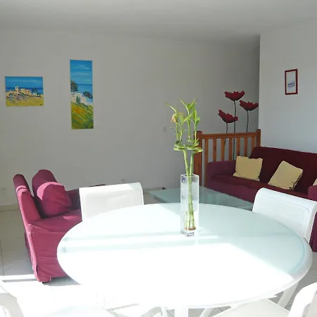 Holiday Home Maxime Park.8 Сasa de vacaciones *